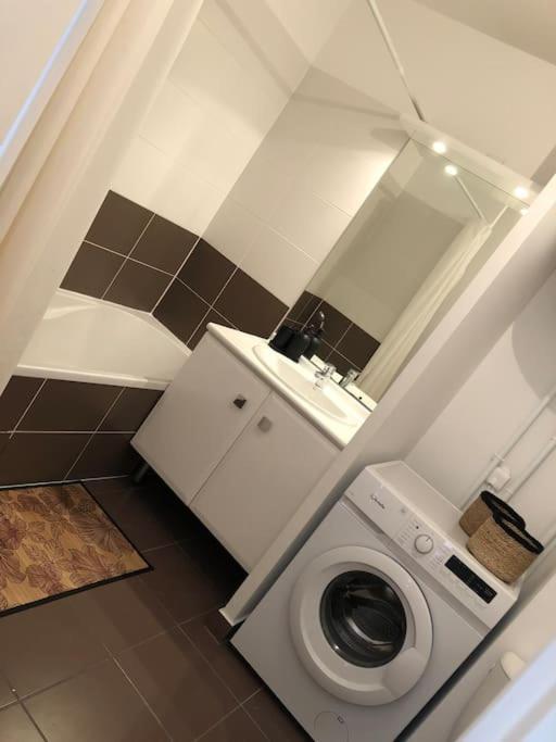 Studio Cosy, Lyon, Avec Garage Prive Ngoại thất bức ảnh